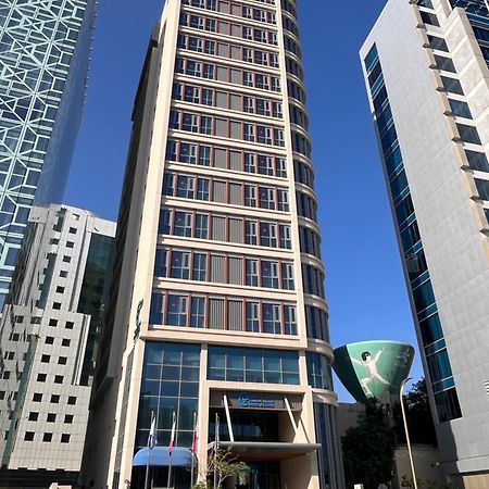 C - Hotel And Suites Doha Buitenkant foto