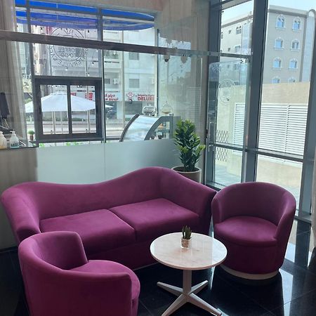 C - Hotel And Suites Doha Buitenkant foto