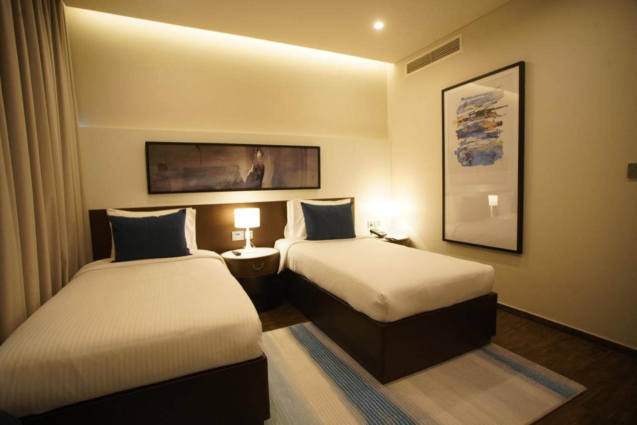 C - Hotel And Suites Doha Buitenkant foto